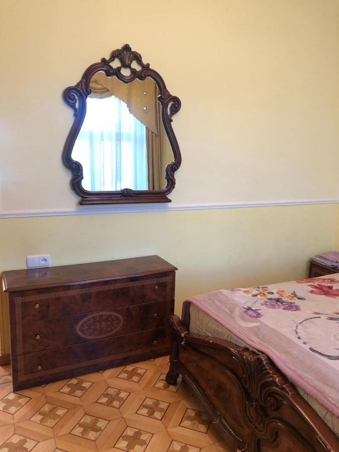 Valda Hotel On Tumanyan ヴァナゾル エクステリア 写真